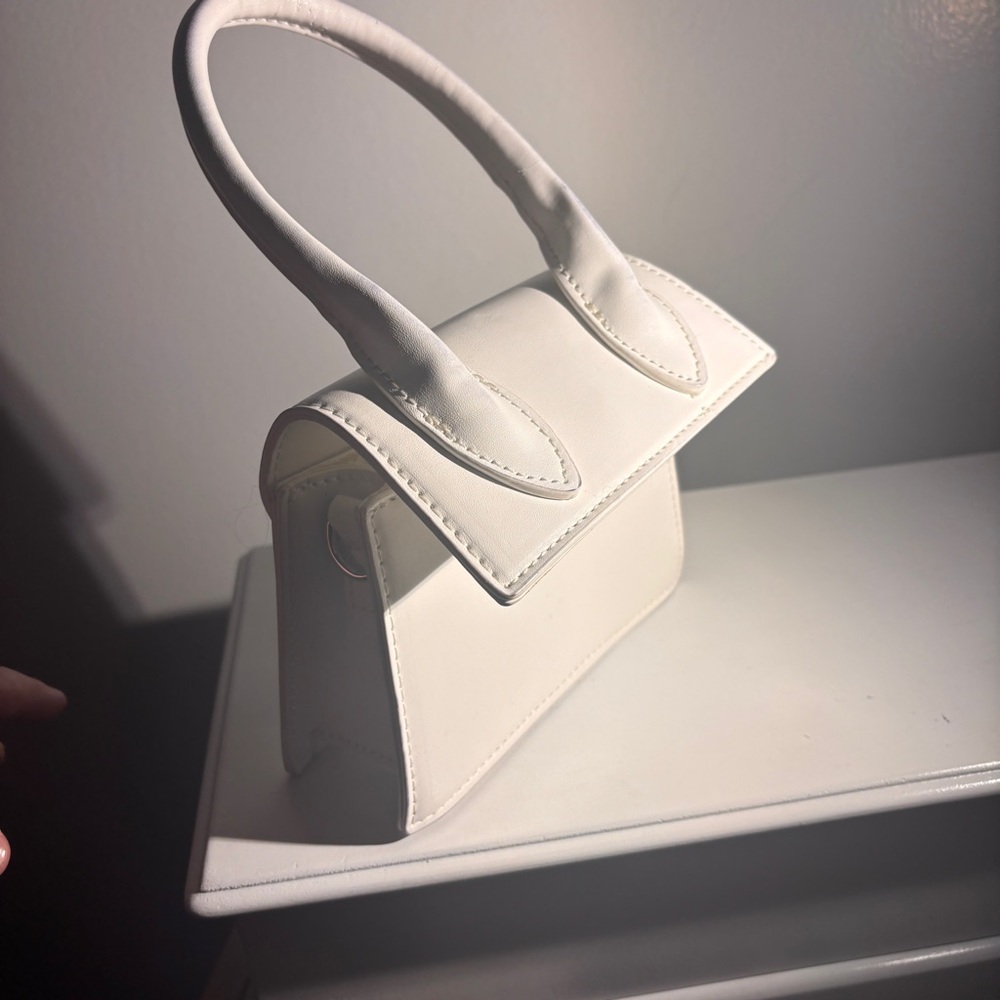 Akira Pythonia Mini Bag / White Handbag / Minimalist / Tiny Bag - Picture 4 of 7